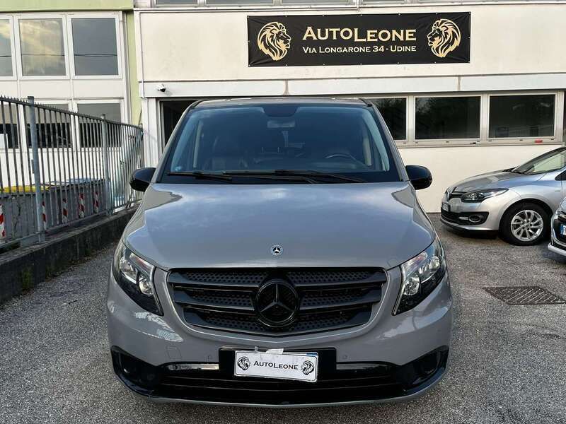 Usata Mercedes Vito Avantgarde 189 CV (139 kW) 2015 Grigio Furgone
