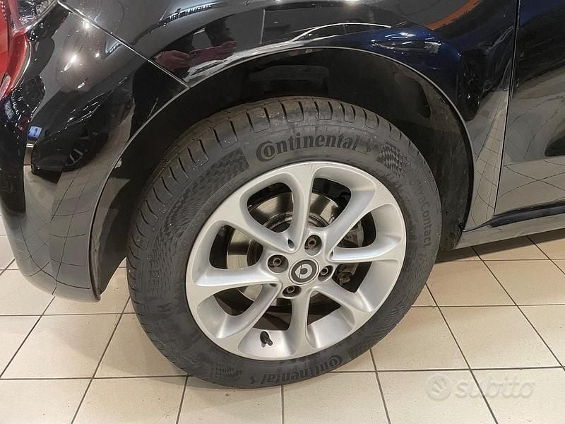 Usata Smart ForFour Prime 71 CV (52 kW) 2019 Nero Utilitaria