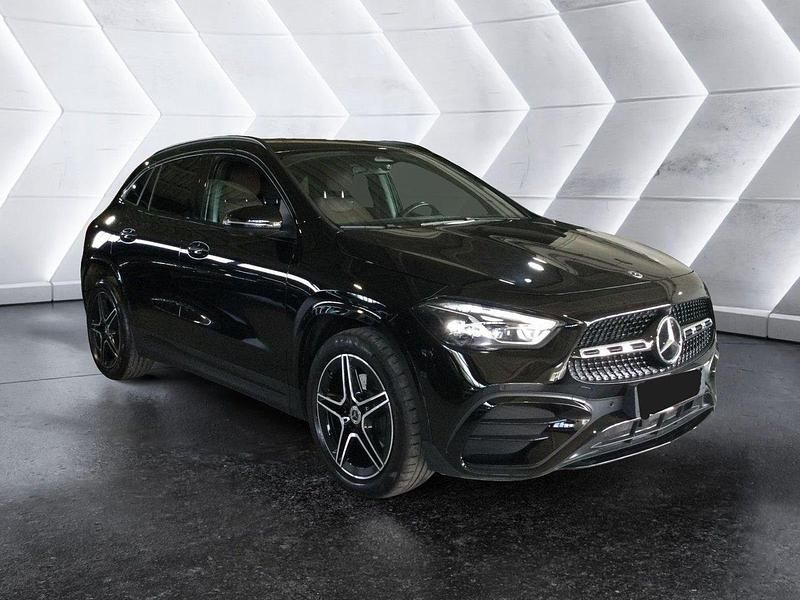 Usata Mercedes GLA200 Advanced Plus 150 CV (110 kW) 2023 Nero SUV