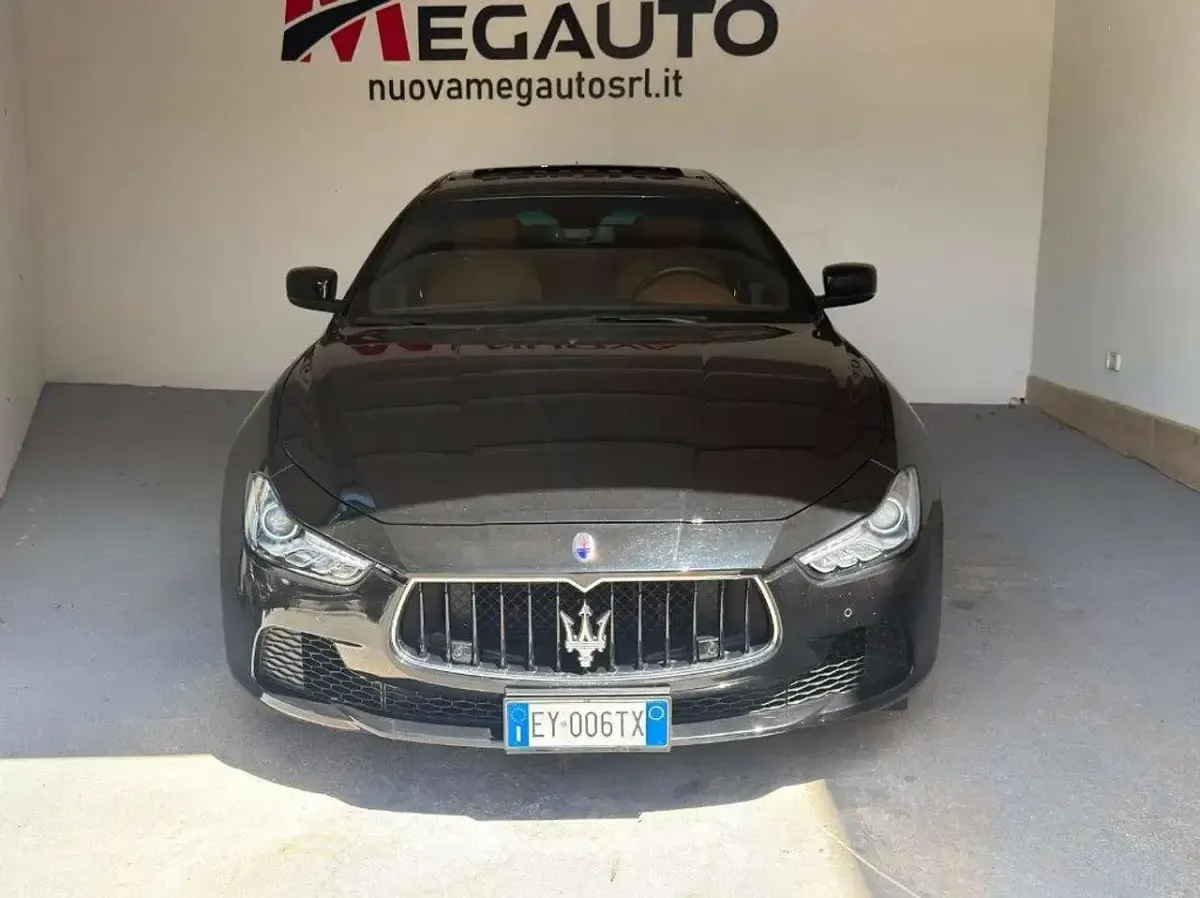 Usata Maserati Ghibli GranLusso 275 CV (202 kW) 2014 Blu jeans Berlina