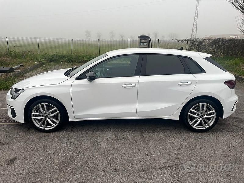 Usata Audi A3 Business 116 CV (85 kW) 2020 Bianco Berlina