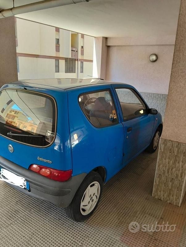 Usata Fiat 600 54 CV (39 kW) 2005 Blu Utilitaria