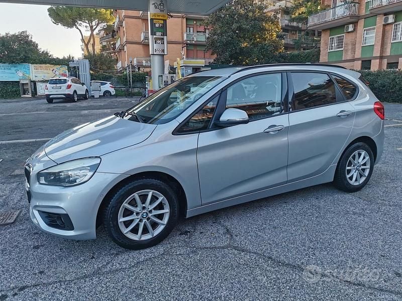 Grigio Usata 2018 BMW 216 Active Tourer Luxury Line Monovolume | 9800 € (Super prezzo) - Immagine 1/4
