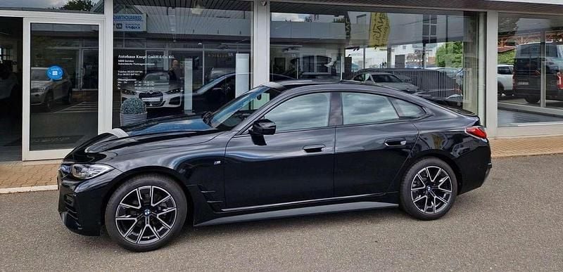 Nero Usata 2024 BMW 420 Gran Coupé M Sport Coupé | 41.900 € (Buon prezzo) - Immagine 1/4