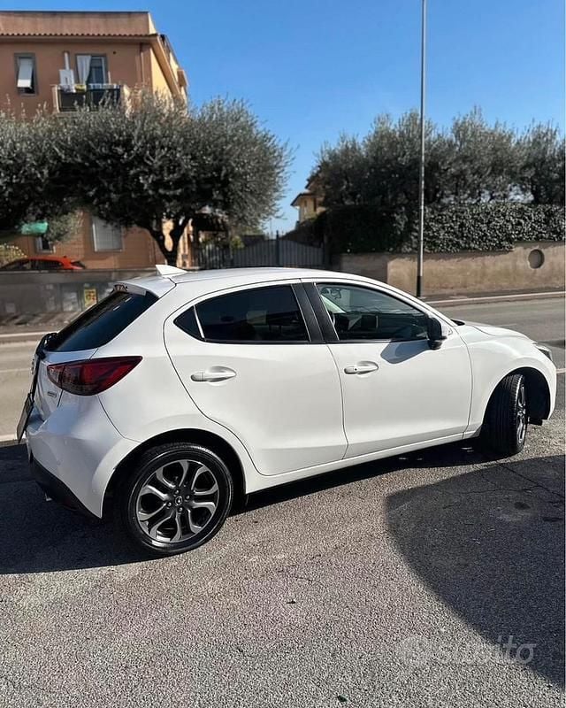 Usata Mazda 2 90 CV (66 kW) 2019 Berlina