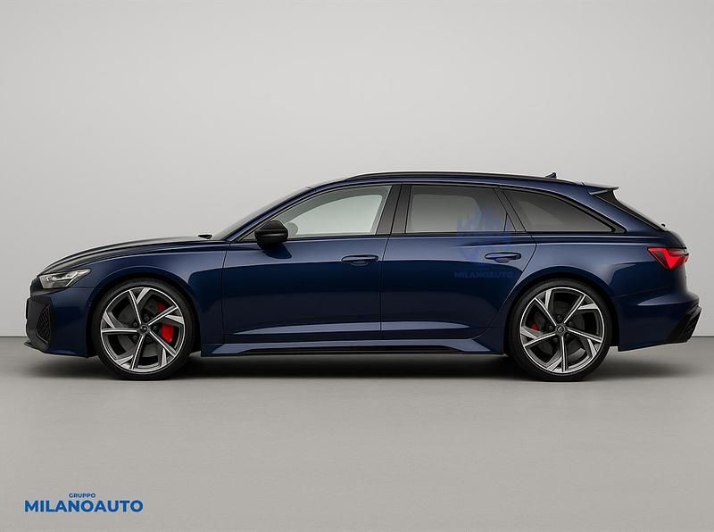 Usata Audi RS6 Ambiente 600 CV (441 kW) 2023 Blu Station wagon