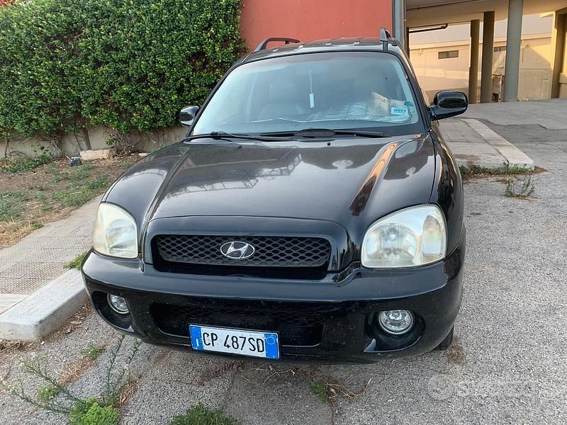 Usata Hyundai Santa Fe 112 CV (82 kW) 2004 Nero SUV