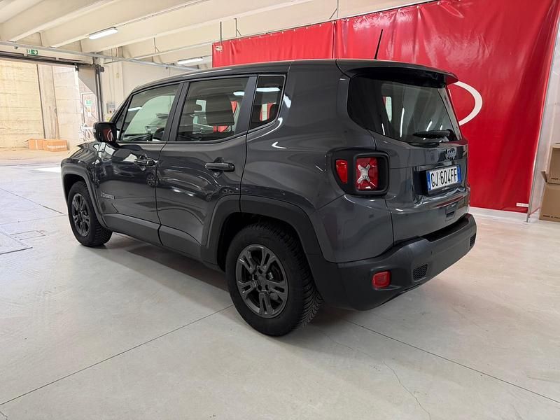 Begagnad Jeep Renegade Longitude 120 HK (88 kW) 2022 Grå SUV