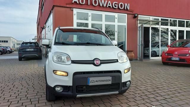 Usata Fiat Panda 4x4 S 95 CV (69 kW) 2016 Bianco Utilitaria