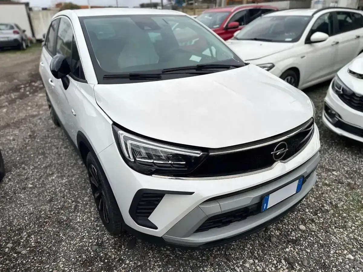 Usata Opel Crossland Elegance 110 CV (80 kW) 2023 Bianco SUV