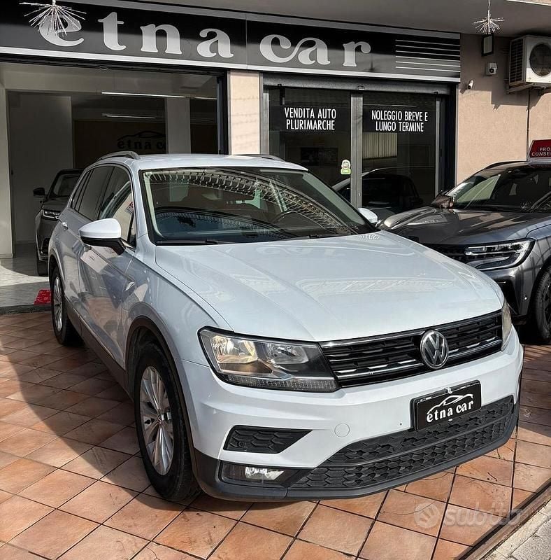 Bianco Usata 2019 VW Tiguan Business SUV | 16.500 € (Super prezzo) - Immagine 1/4