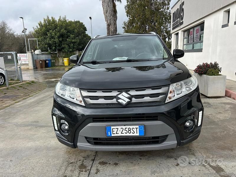 Usata Suzuki Vitara Cool 120 CV (88 kW) 2015 Nero SUV