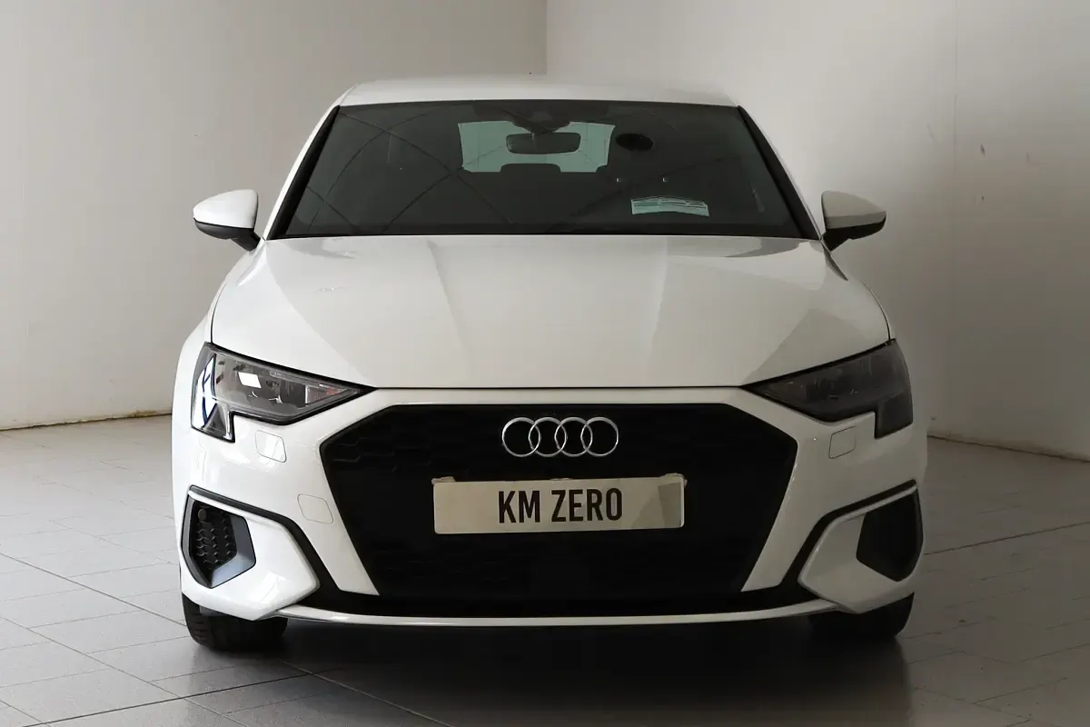 Usata Audi A3 150 CV (110 kW) 2023 Bianco Berlina