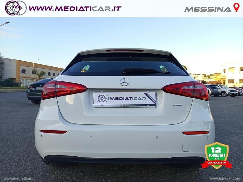 Usata Mercedes A180 Business 115 CV (84 kW) 2019 Bianco