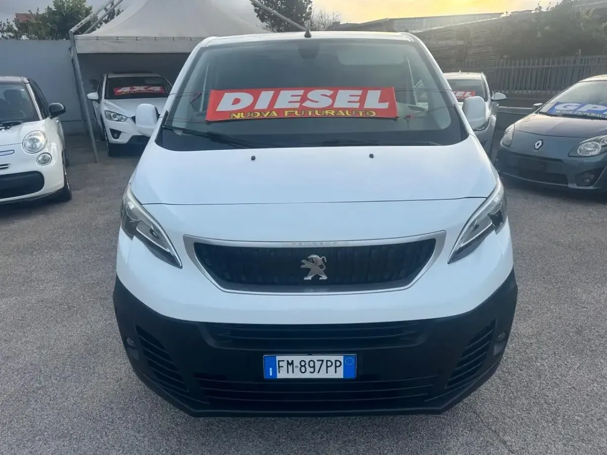 Usata Peugeot Expert 122 CV (89 kW) 2017 Bianco Furgone