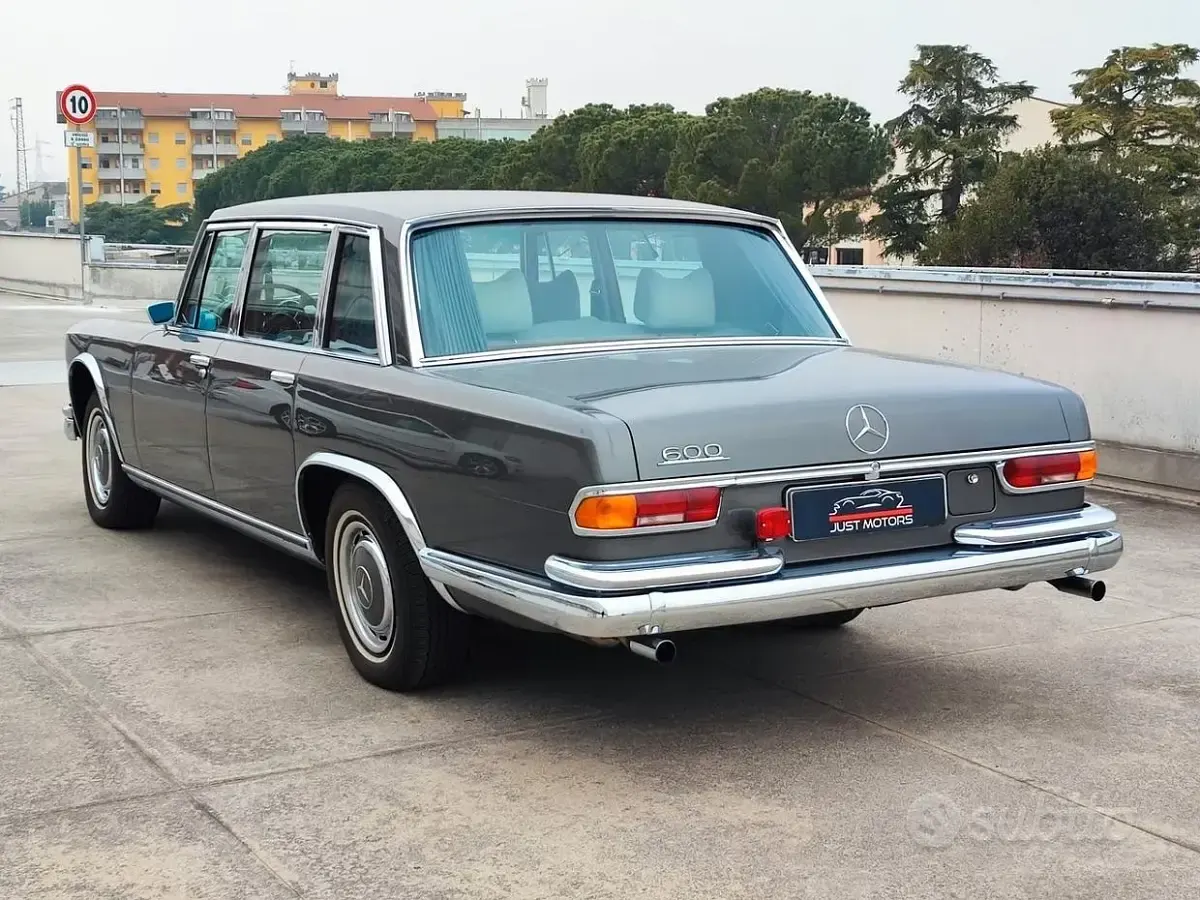 Usata Mercedes 600 250 CV (183 kW) 1970 Grigio Berlina