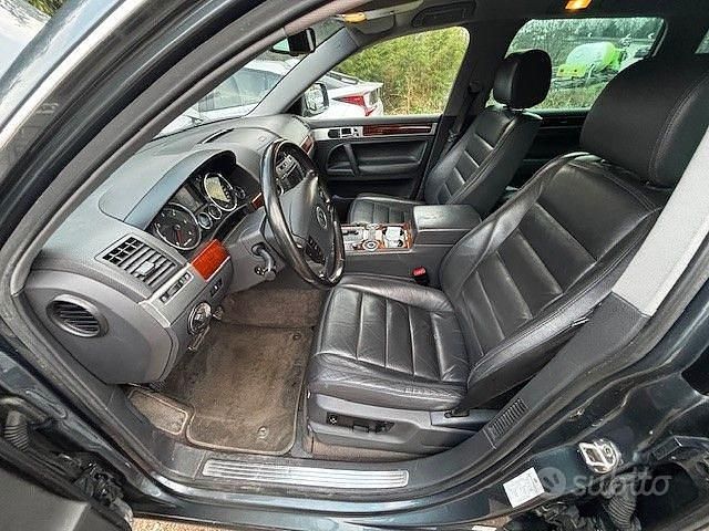 Usata VW Touareg 2005 Grigio SUV