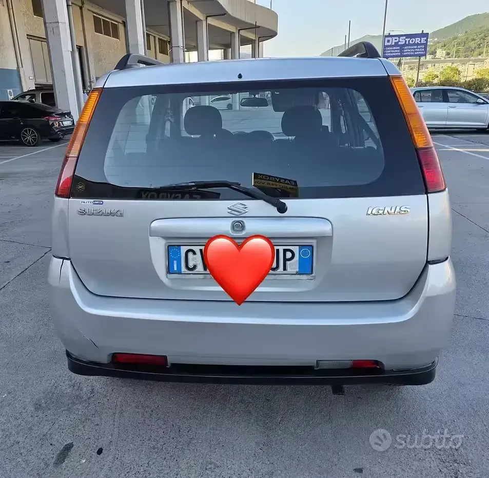 Usata Suzuki Ignis 94 CV (69 kW) 2005 Grigio Utilitaria