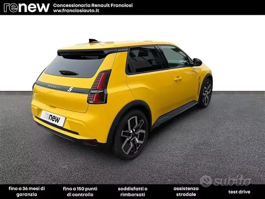 Usata Renault 5 E-Tech Urban 77 kW (106 CV) 2025 Giallo