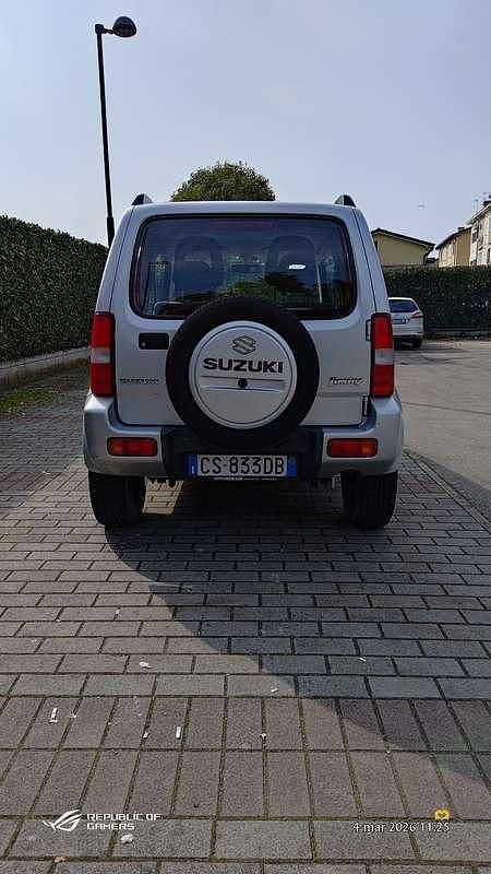 Usata Suzuki Jimny 86 CV (63 kW) 2005 SUV