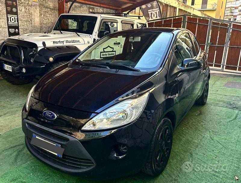 Nero Usata 2013 Ford Ka Utilitaria | 4250 € (Ottimo prezzo) - Immagine 1/4