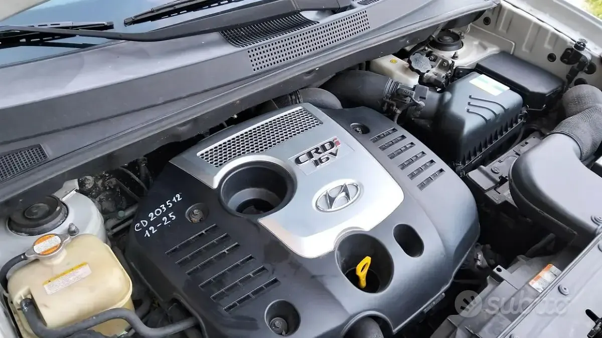 Usata Hyundai Tucson 112 CV (82 kW) 2006 Grigio SUV