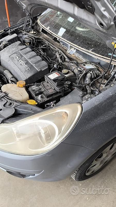 Usata Opel Corsa 2009 Grigio Utilitaria