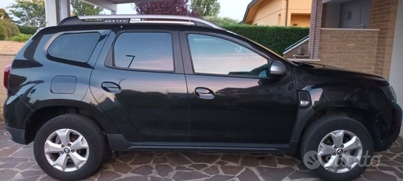Usata Dacia Duster 100 CV (73 kW) 2018 Nero SUV