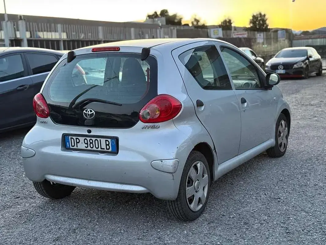 Usata Toyota Aygo 68 CV (50 kW) 2008 Utilitaria