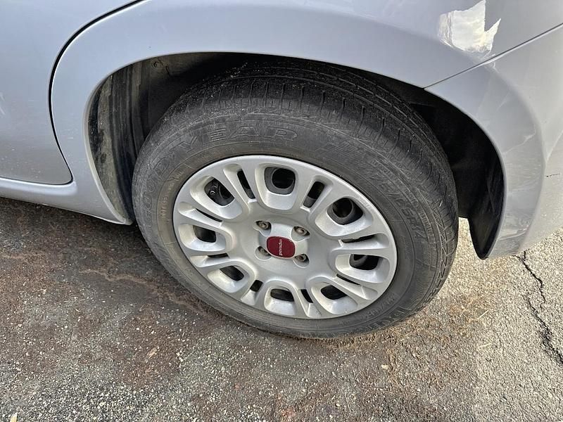 Usata Fiat Panda Easy 69 CV (50 kW) 2017 Grigio Berlina