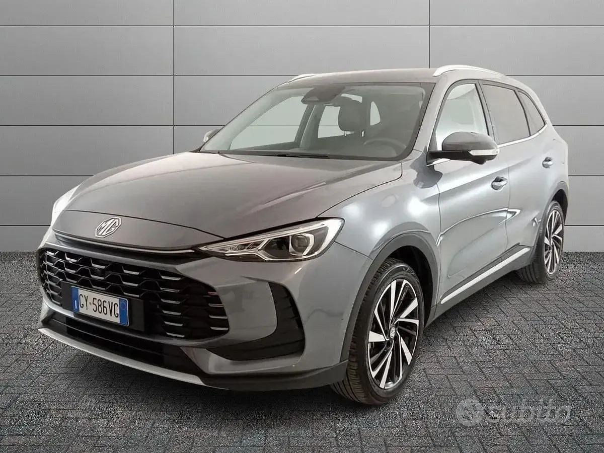 Usata MG ZS Luxury 102 CV (75 kW) 2025 Grigio SUV