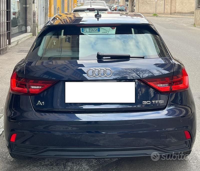 Usata Audi A1 85 CV (62 kW) 2019 Blu SUV