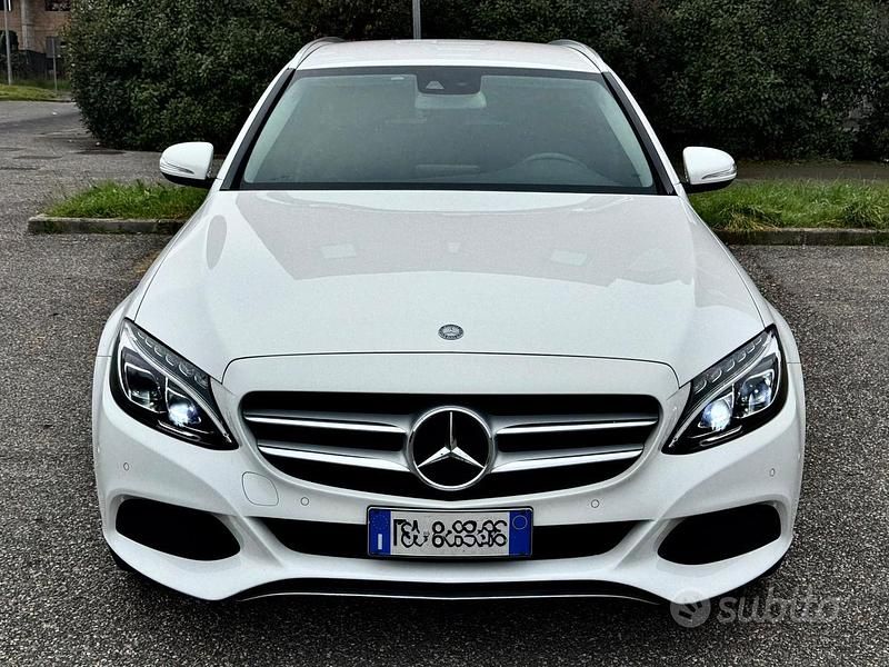 Usata Mercedes C250 Premium 204 CV (150 kW) 2015 Bianco Station wagon