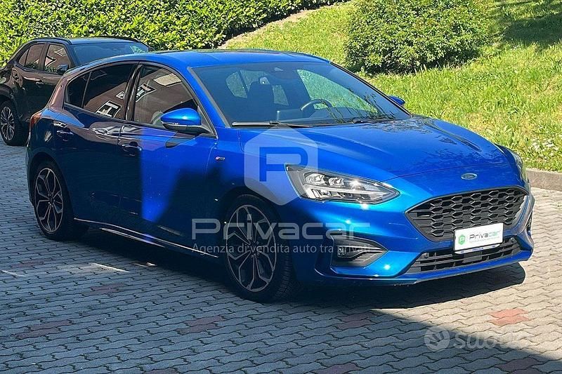 Occasion Ford Focus ST-Line 120 ch (88 kW) 2018 Bleue Citadine