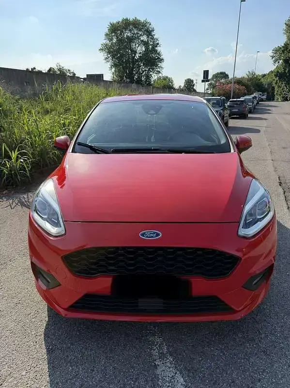 Usata Ford Fiesta ST-Line 86 CV (63 kW) 2019 Rosso Utilitaria
