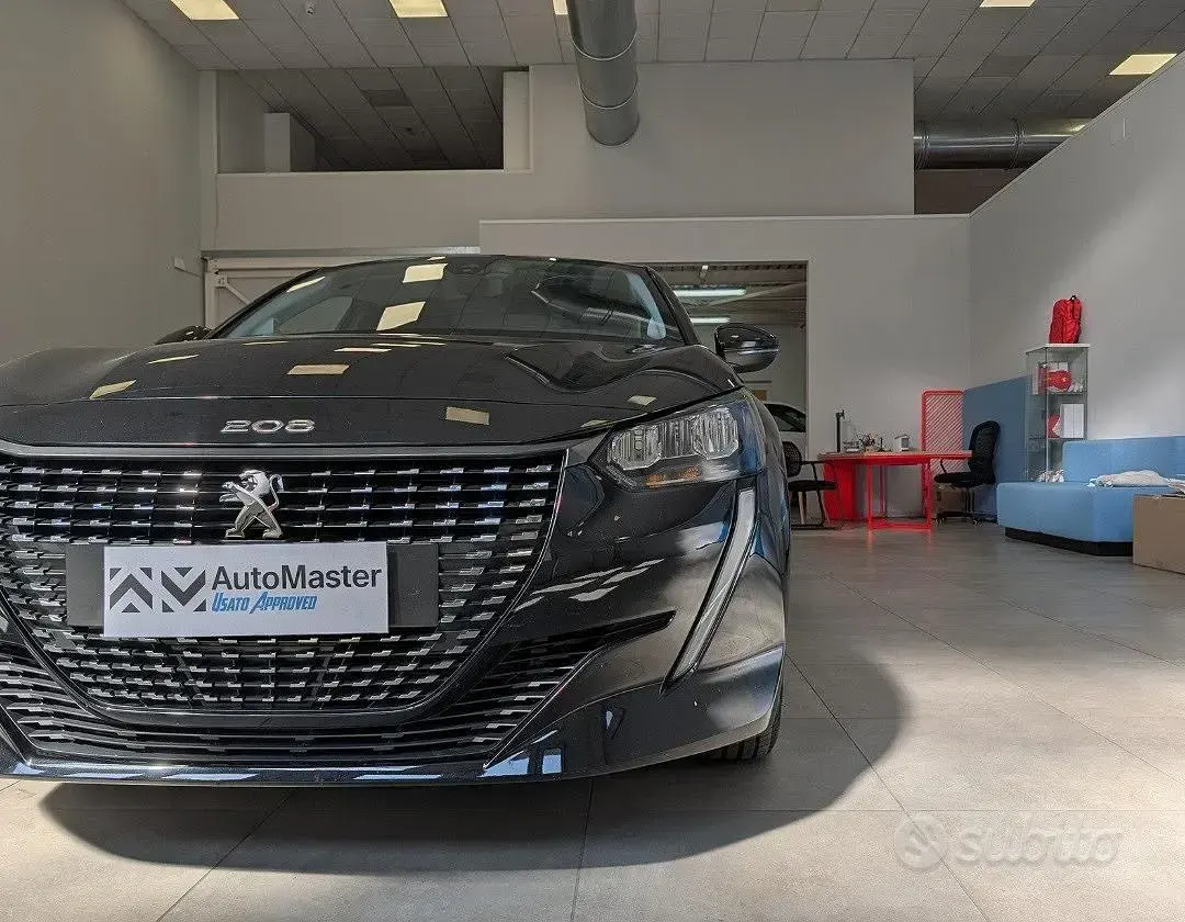 Usata Peugeot 208 Active 75 CV (55 kW) 2022 Nero Utilitaria