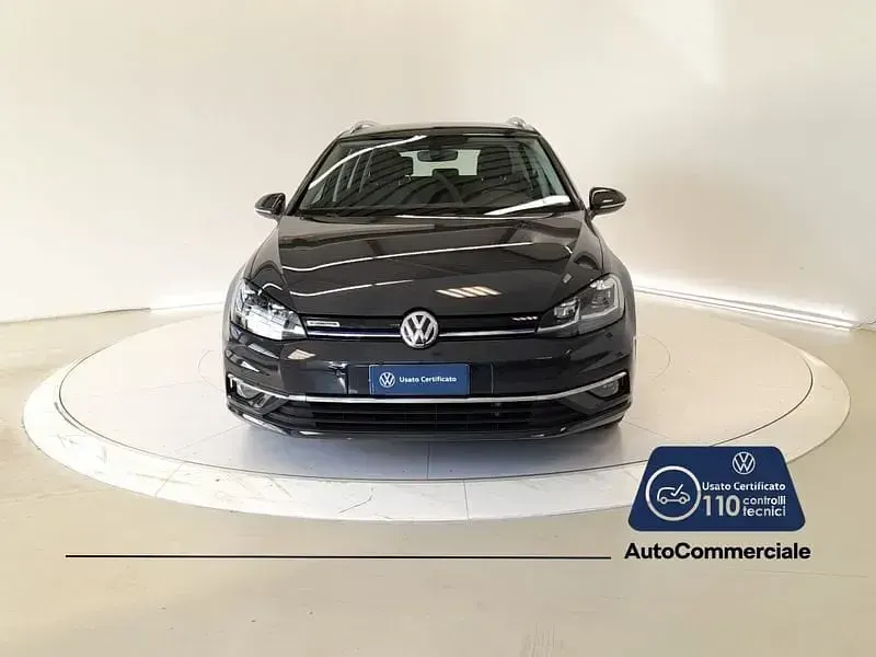 Usata VW Golf VII Executive 131 CV (96 kW) 2019 Grigio scuro Station wagon