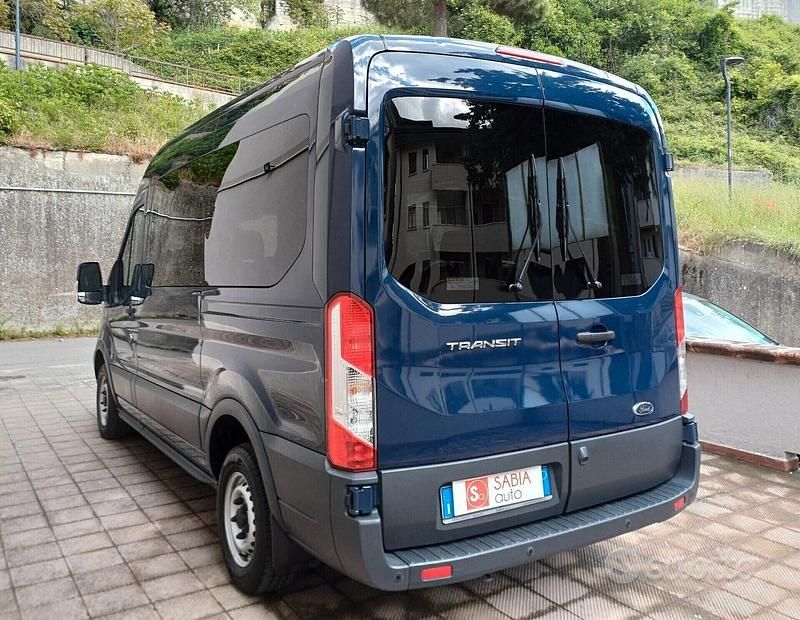 Usata Ford Transit 131 CV (96 kW) 2019 Blu Station wagon