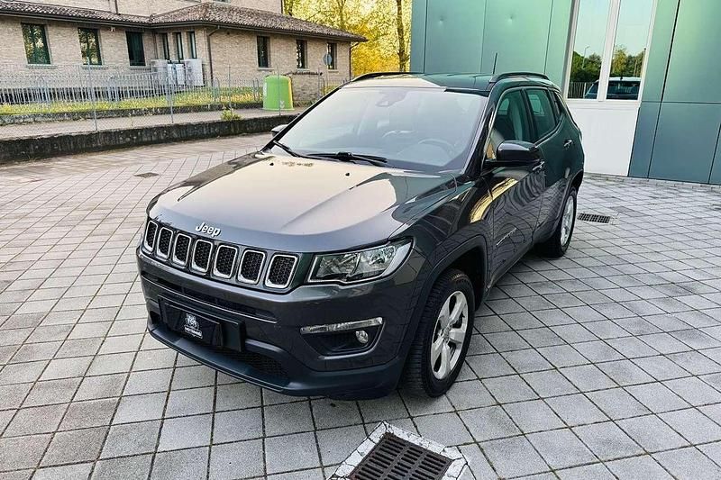 Usata Jeep Compass Longitude 140 CV (102 kW) 2018 Grigio SUV