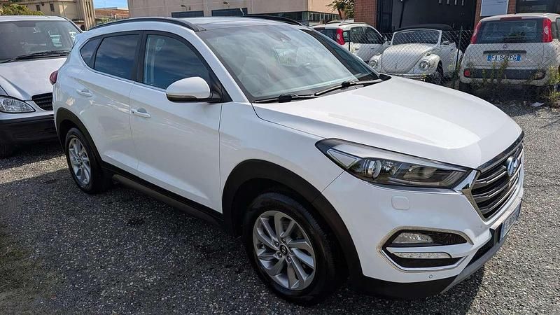 Usata Hyundai Tucson Xpossible 116 CV (85 kW) 2017 Argento SUV