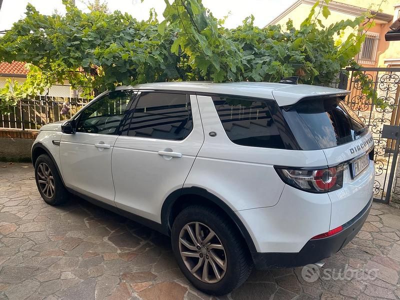 Usata Land Rover Discovery Sport 241 CV (177 kW) 2018 Bianco SUV