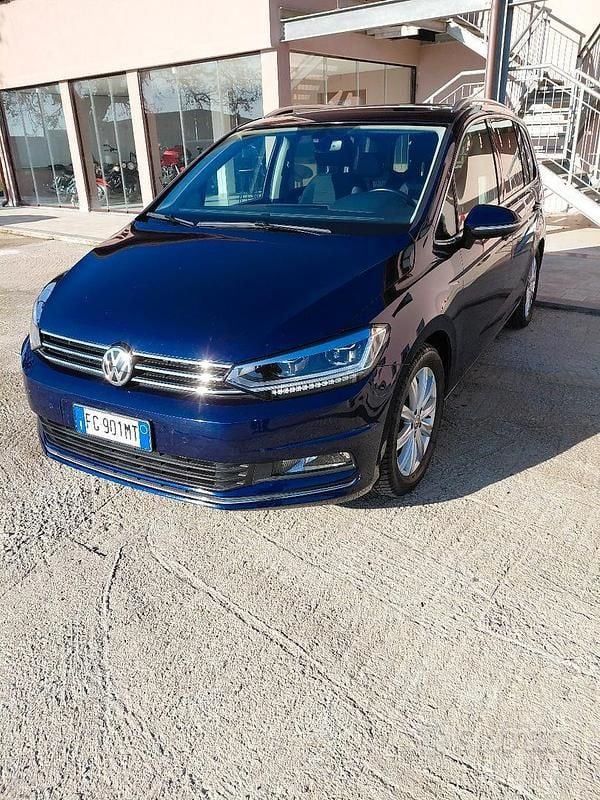 Usata VW Touran Executive 190 CV (139 kW) 2016 Blu Monovolume