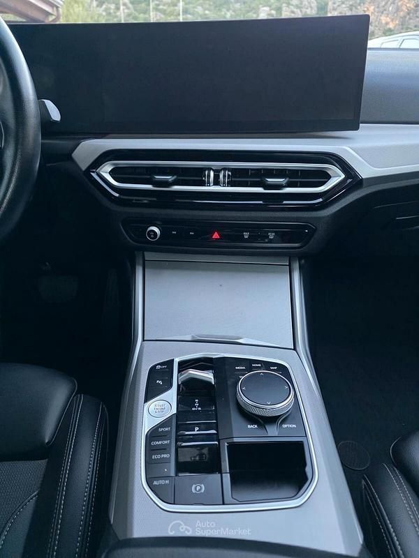 Begagnad BMW 318 150 HK (110 kW) 2022 Svart Sedan
