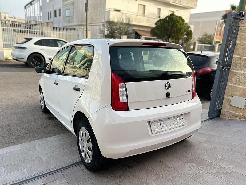 Usata Skoda Citigo Active 60 CV (44 kW) 2017 Bianco Utilitaria