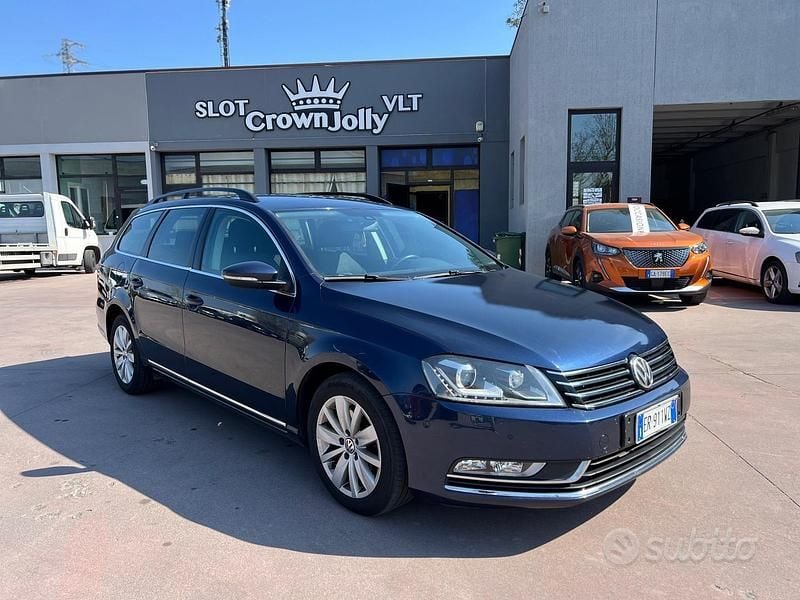 Usata VW Passat Comfortline 140 CV (102 kW) 2013 Blu Station wagon