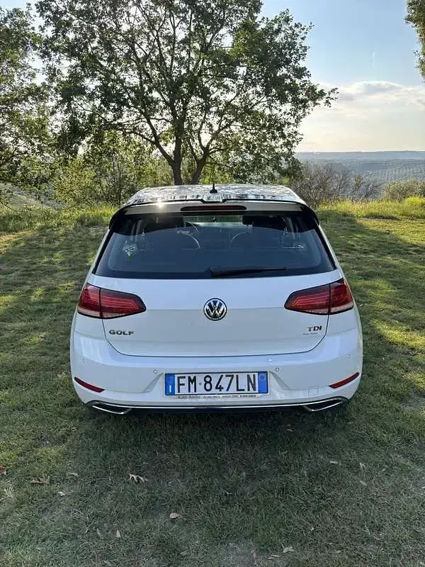 Usata VW Golf VII 110 CV (80 kW) 2018 Berlina