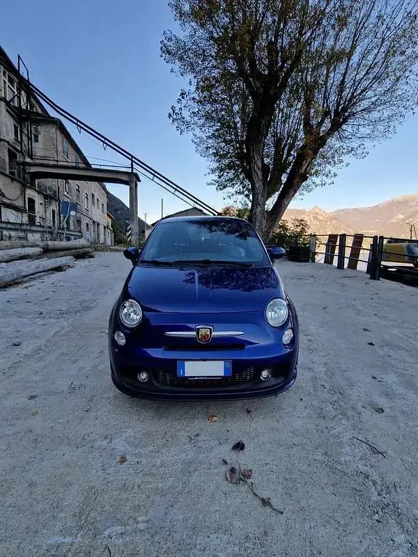 Usata Abarth 595 Turismo 165 CV (121 kW) 2016 Blu/azzurro Utilitaria