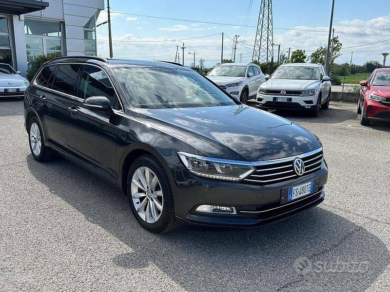 Usata VW Passat Business 150 CV (110 kW) 2018 Grigio Station wagon