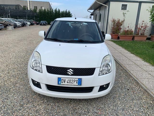 Usata Suzuki Swift GL 92 CV (67 kW) 2009 Bianco Utilitaria