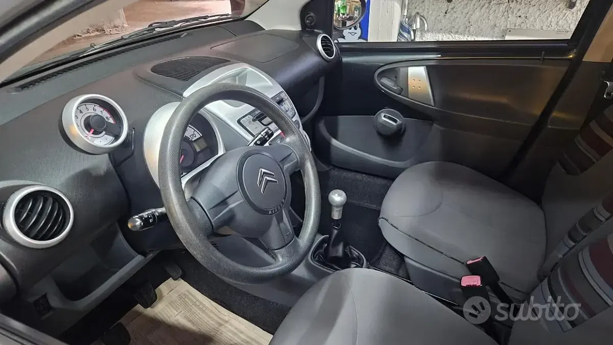 Usata Citroën C1 68 CV (50 kW) 2010 Grigio Utilitaria